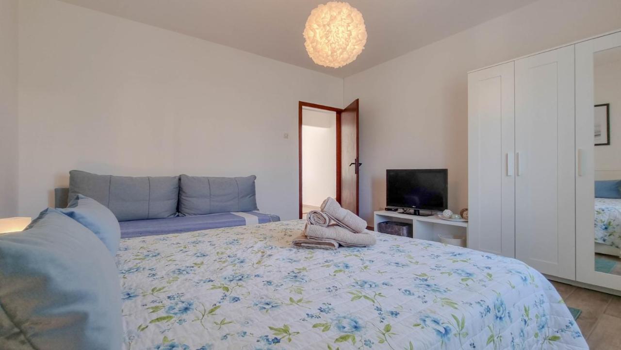 Ester Novigrad Istria Buitenkant foto