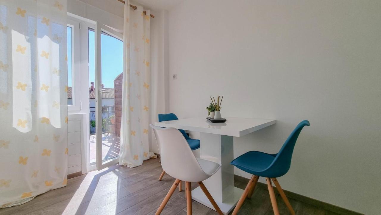 Ester Novigrad Istria Buitenkant foto