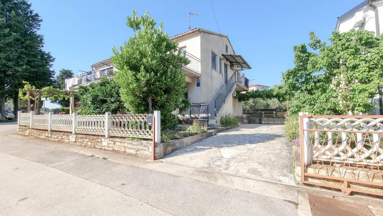 Ester Novigrad Istria Buitenkant foto